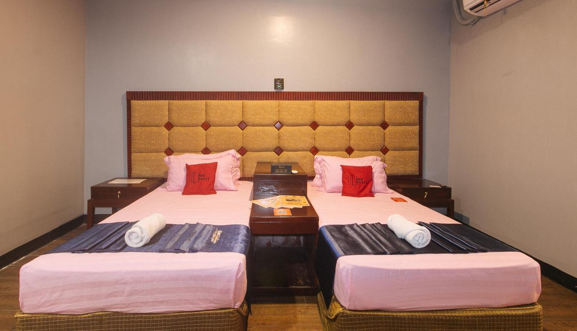 Reddoorz Premium At Jjimjbang Hotel Spa Манила Екстериор снимка